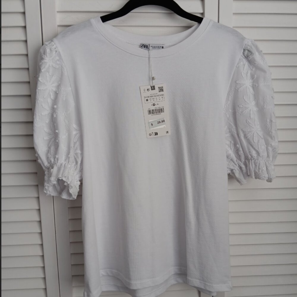 Zara Women's Puff-Sleeve White Top